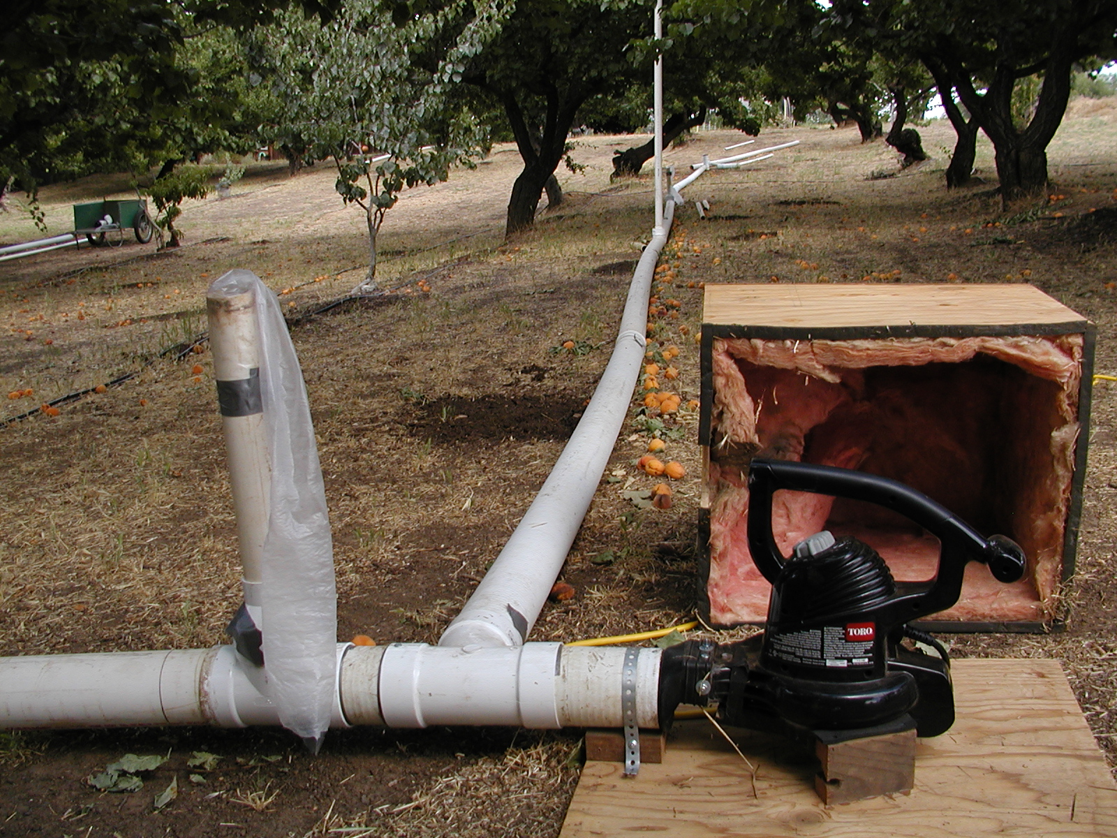Homemade leaf outlet vacuum bag